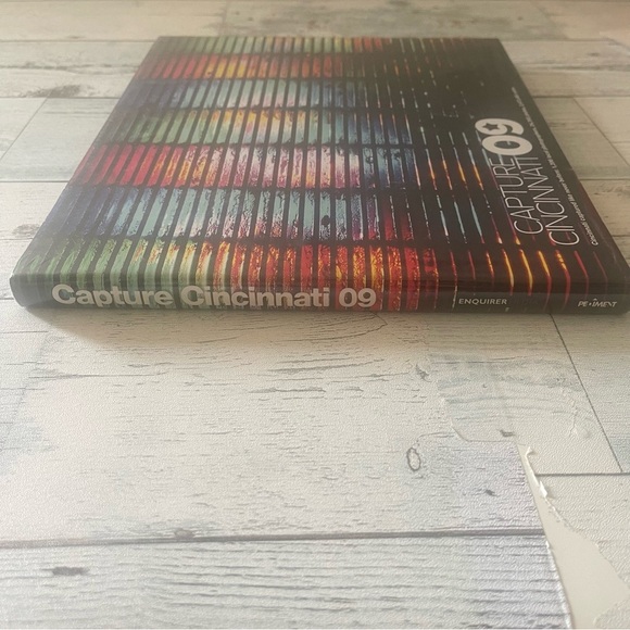 CAPTURE CINCINNATI '09 Book With DVD by Cincinnati Enquirer  Media Hardcover NEW - Picture 6 of 6